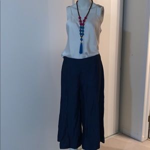 Marella pants below the knees w wide legs